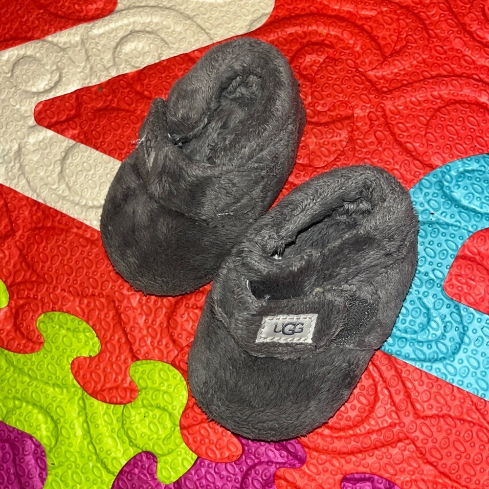 Gray Baby Ugg shoe slippers 2/3